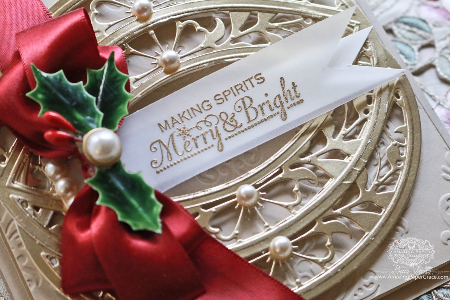 Embrace the Elegance of a Repeating Motif in One Die Cards