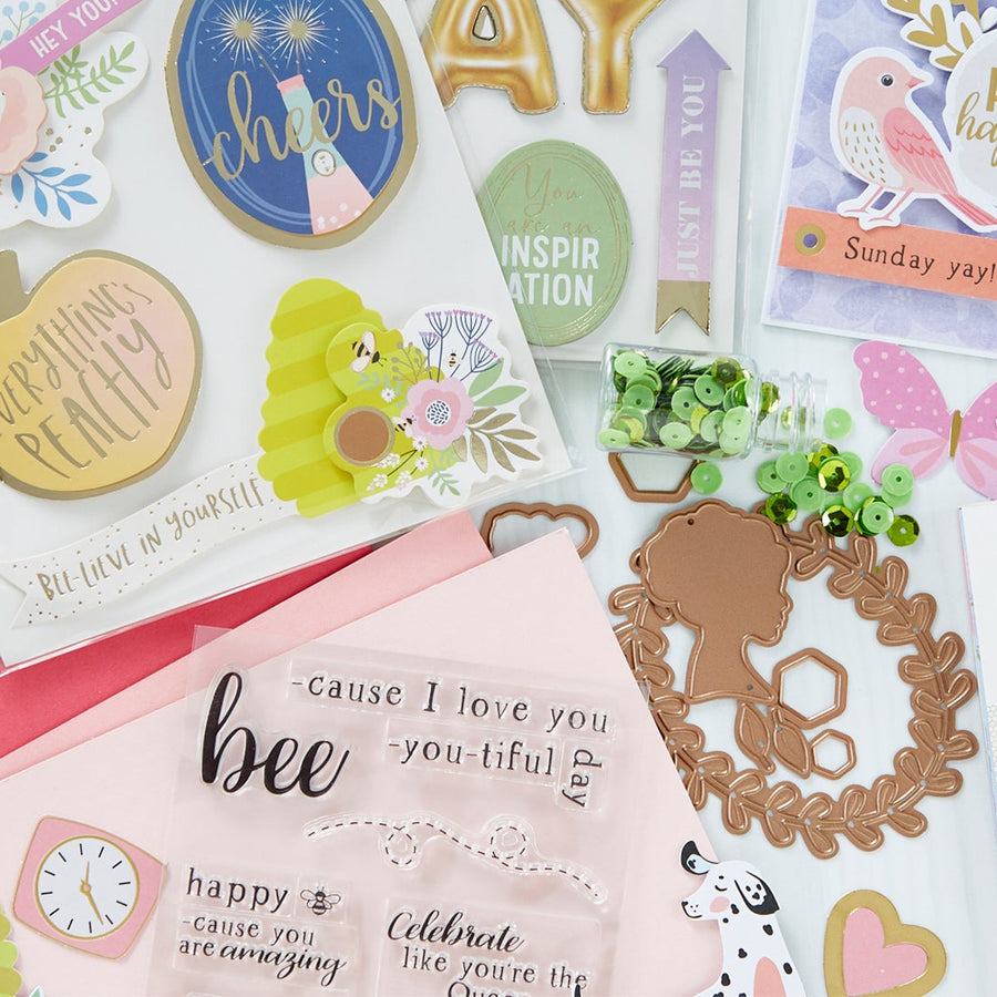 Coming Soon! April 2020 Clubs! Card Kit of the Month – Weekend Fun. Unboxing Video