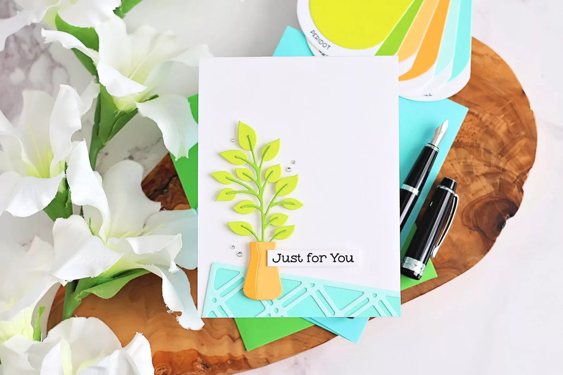 Easy Die Cut Card with Vase and Foliage | Beginner Cardmaking Tutorial