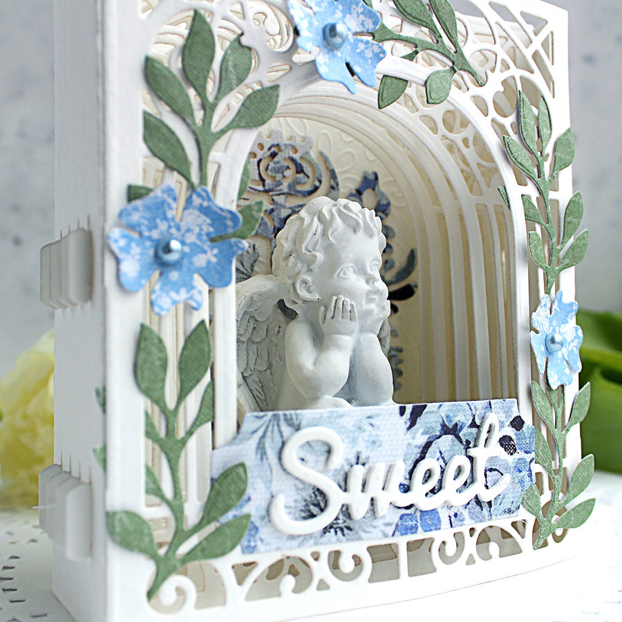 Video Friday | Paper Diorama / Figurine Holder with Olga