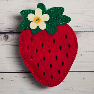 Felt Berry Blossom Etched Dies by Nichol Spohr