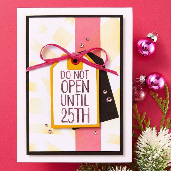Essential Tag Accessories Press Plates & Die Set by Lisa Horton
