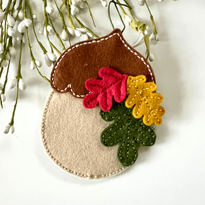 Felt Autumn Acorn House Etched Dies by Nichol Spohr