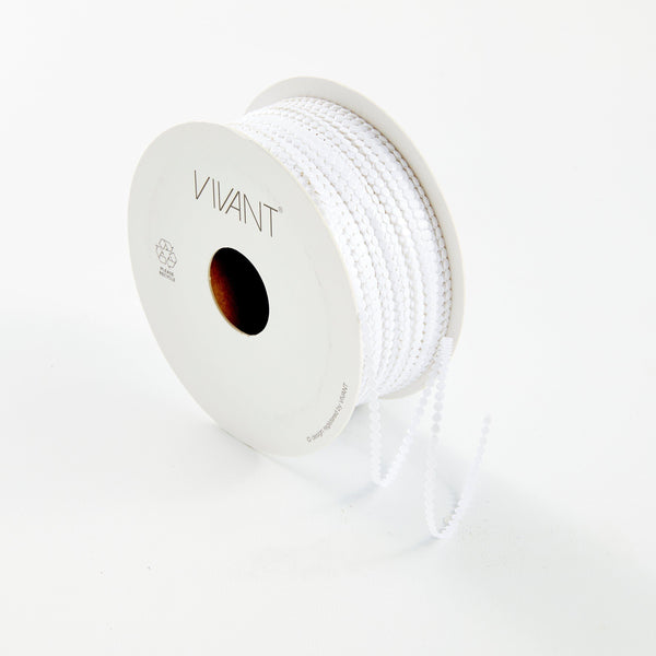Vivant - Circle' White Metallic Cord (54 yards)