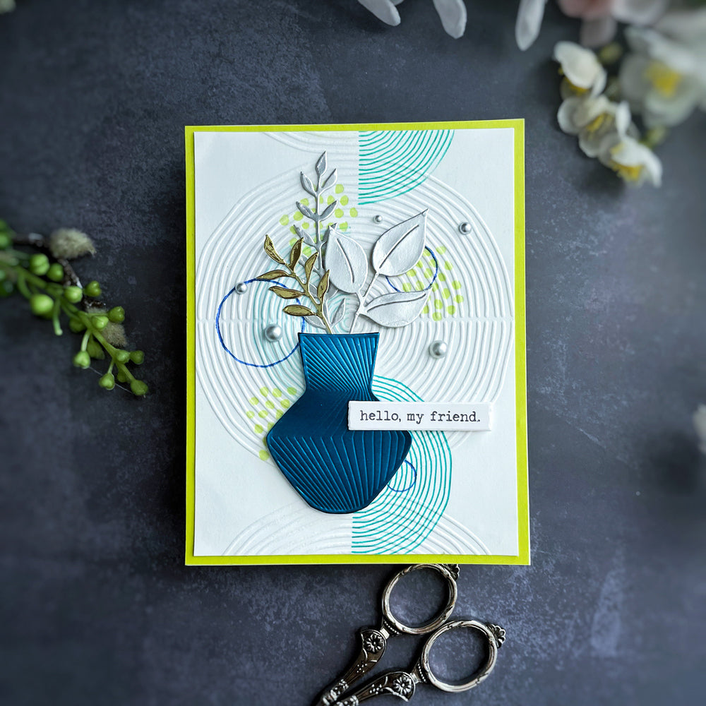 Lined Circles Embossing Folder by Dina Wakley