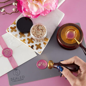 Creative Expressions - Precious Gold Cosmic Shimmer Vintage Mica Flakes