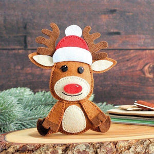Felt Reindeer Etched Dies by Nichol Spohr