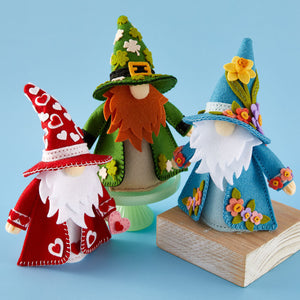 Spring Embellishments Felt Décor Etched Dies by Sandi MacIver