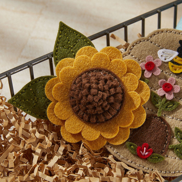 Felt Sunflower Bloom Etched Dies by Nichol Spohr