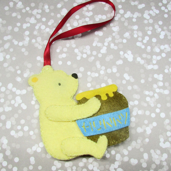 Stitched Classic Pooh Etched Dies