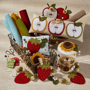 Felt Sunflower Bloom Etched Dies by Nichol Spohr